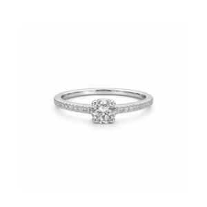S925 sterling silver solitaire ring with pavé shoulders